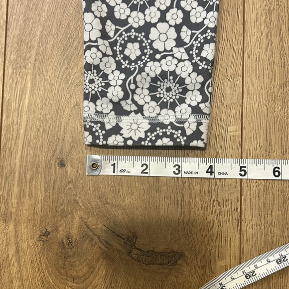 Lululemon leggings - Picture 5 of 5